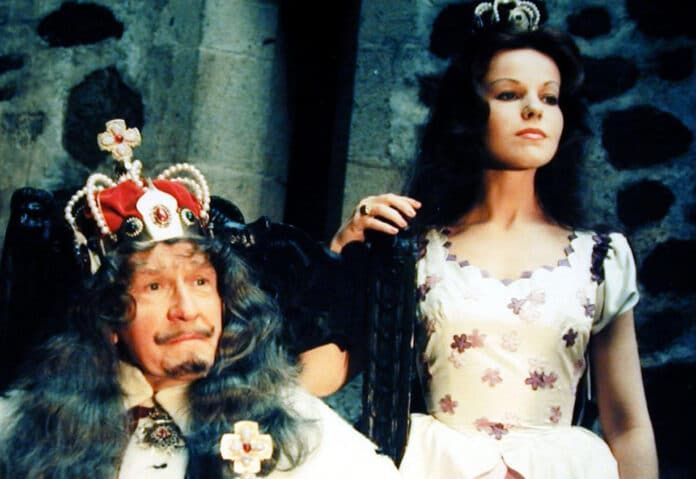 po-skonceni-herecke-kariery-si-jorga-kotrbova-poridila-farmu-a-chovala-kone