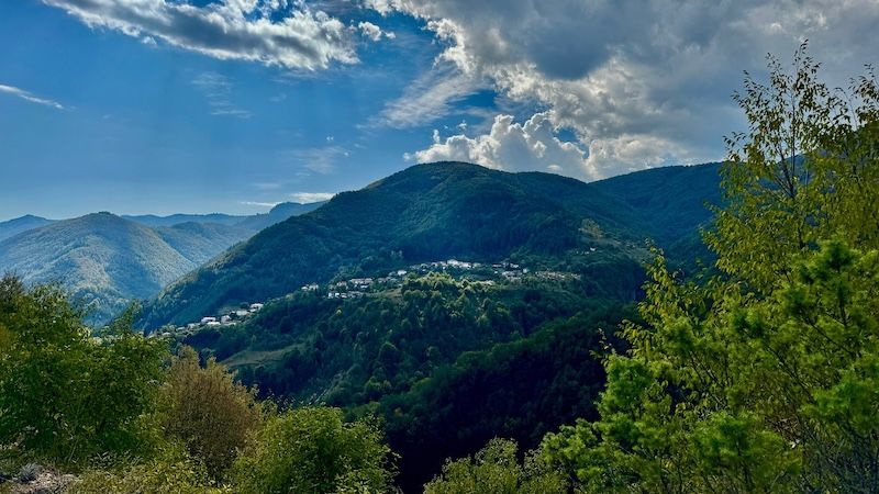 bulharsko-stredomorska-atmosfera-na-dosah-dvou-hodin