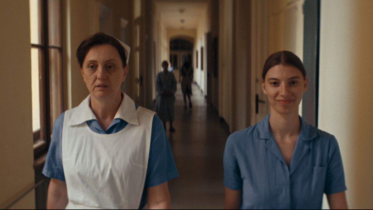 pramen-ivana-ostrochovskeho-zazaril-ve-varech-citlivy-film-o-zamlcene-kapitole-dejin-ziskal-cenu-fipresci