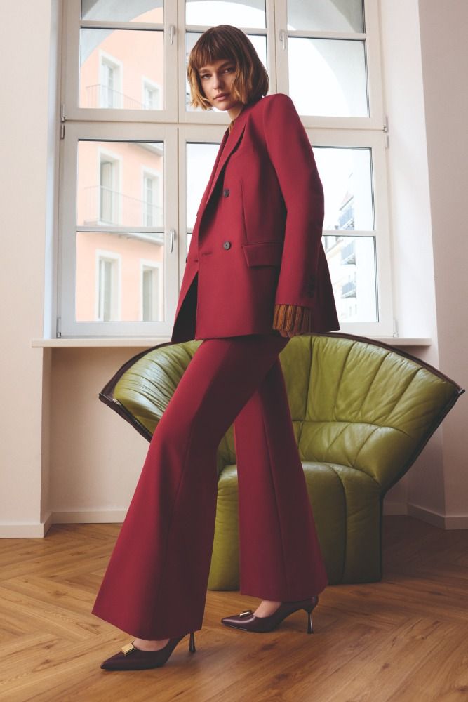 viden-na-spickach-hogl-uvadi-kolekci-ktera-promenuje-mestskou-eleganci-v-luxus