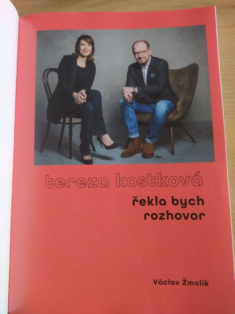 tereza-kostkova-odpovida-v-knize-rekla-zcela-otevrene-na-otazky-vaclava-zmolika