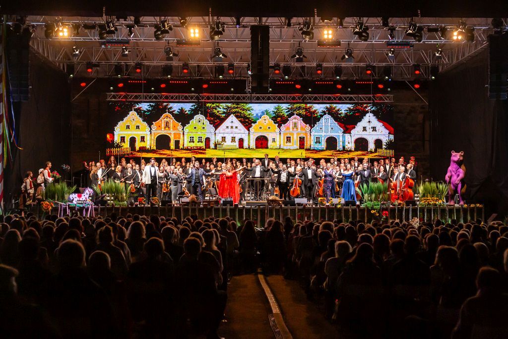 liten-zarila-hudbou-jubilejni-rocnik-festivalu-vyvrcholil-prodanou-nevestou