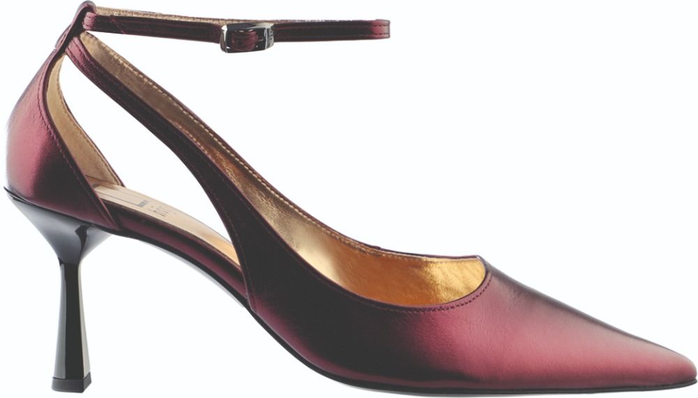 hogl-glam-power-kdyz-se-elegance-rozzari