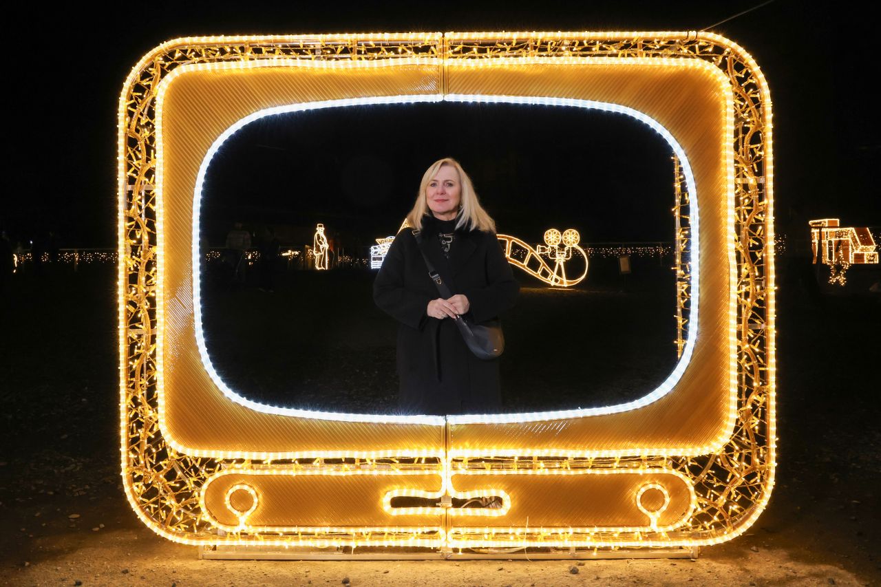 velke-objevy-tisice-svetel-a-jedna-kouzelna-vecerni-prochazka-story-of-lights-rozzarila-dolni-vitkovice